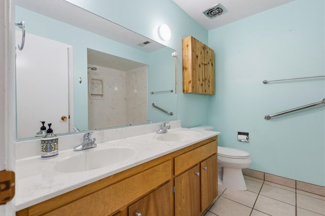3301 May Circle SE, Rio Rancho, NM 87124