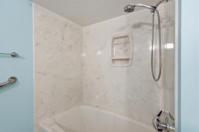 3301 May Circle SE, Rio Rancho, NM 87124