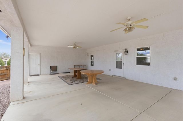 3301 May Circle SE, Rio Rancho, NM 87124