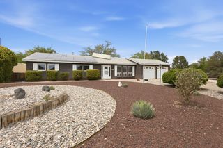 3301 May Circle SE, Rio Rancho, NM 87124
