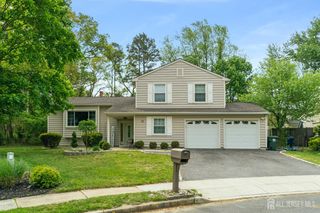 14 Cobblestone Court, Howell, NJ 07731