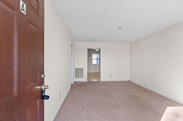 112 Stephanie Dr Apt A, Clarksville, TN 37042