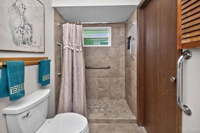 865 Old Orchard Lane, Monroe, OH 45050