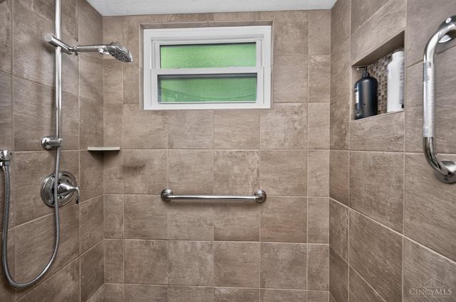 865 Old Orchard Lane, Monroe, OH 45050