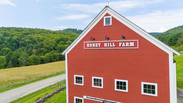 3147 Mount Hunger Road, Barnard, VT 05091