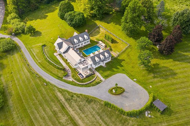 3147 Mount Hunger Road, Barnard, VT 05091