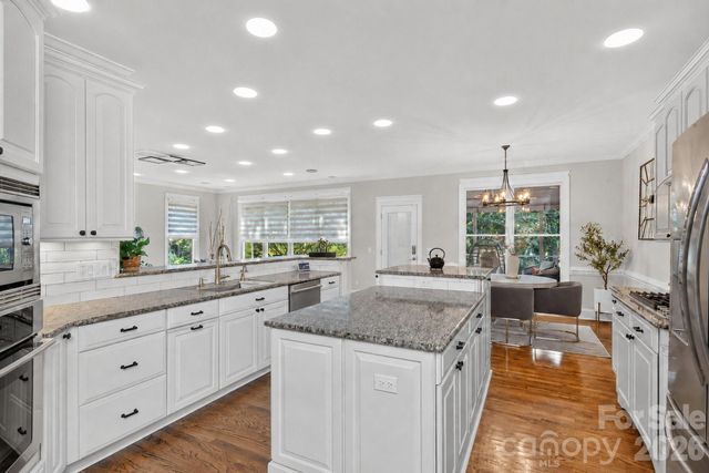 6605 Saunton Court, Charlotte, NC 28277