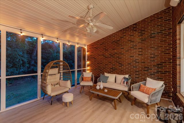 6605 Saunton Court, Charlotte, NC 28277