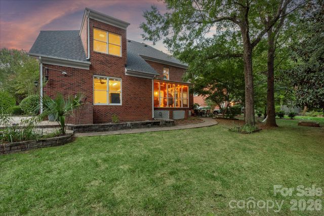 6605 Saunton Court, Charlotte, NC 28277