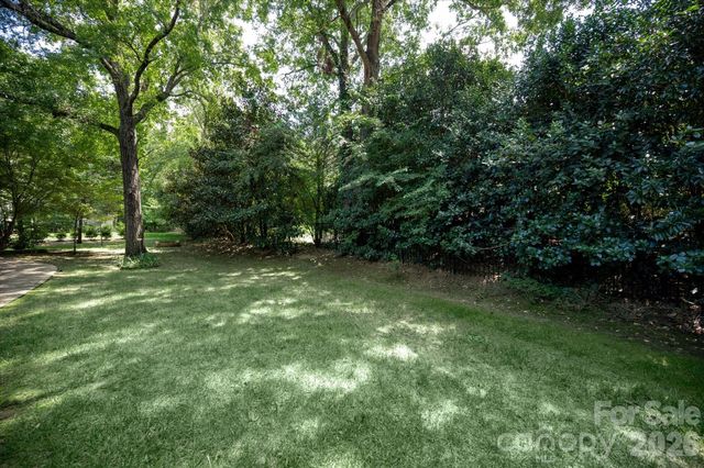 6605 Saunton Court, Charlotte, NC 28277