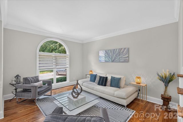 6605 Saunton Court, Charlotte, NC 28277