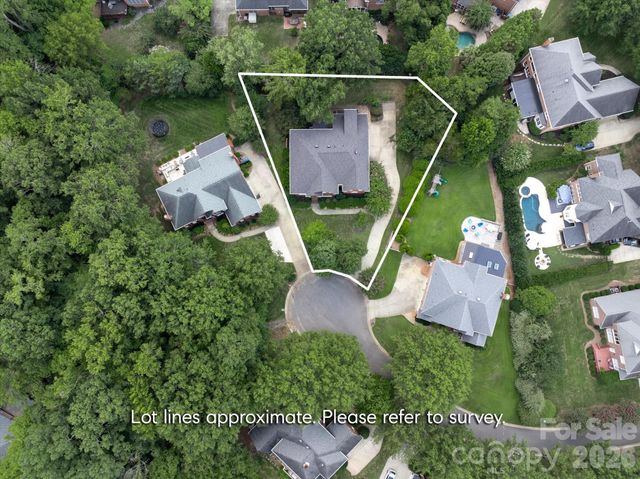 6605 Saunton Court, Charlotte, NC 28277