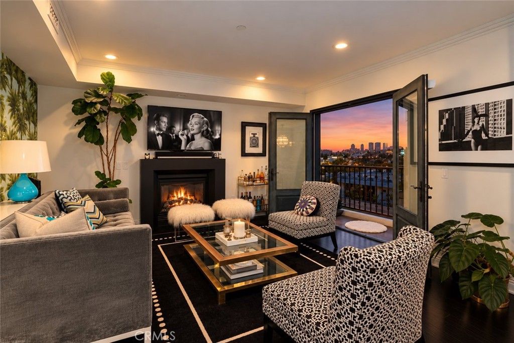 718 N Croft Avenue PH1, West Hollywood, CA 90069 — photo 2