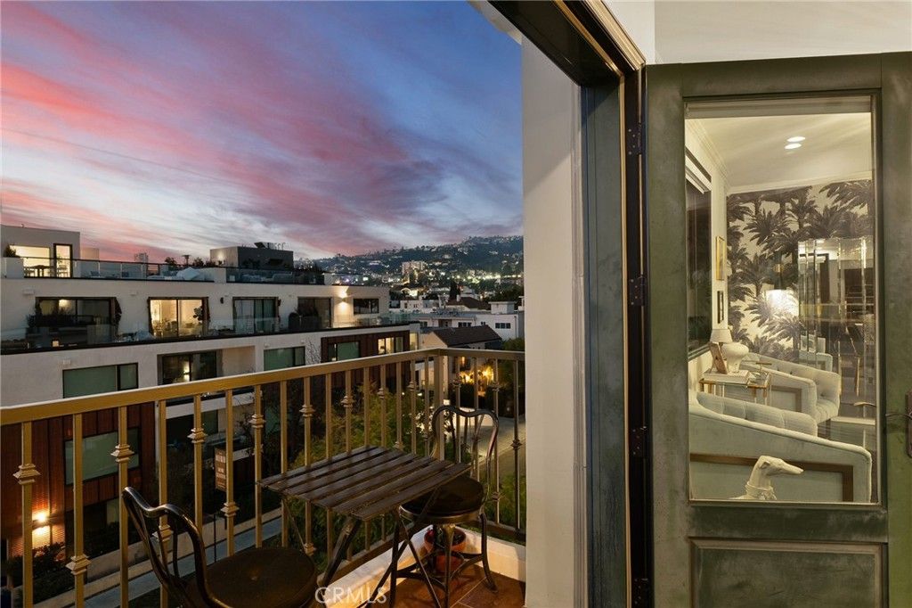 718 N Croft Avenue PH1, West Hollywood, CA 90069 — photo 3
