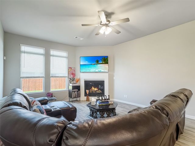 1924 Kelva Drive, Haslet, TX 76052