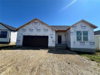 552 Davis Drive NE, Mt Vernon, IA 52314