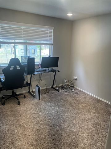 10669 N Lake Road, Montgomery, TX 77316