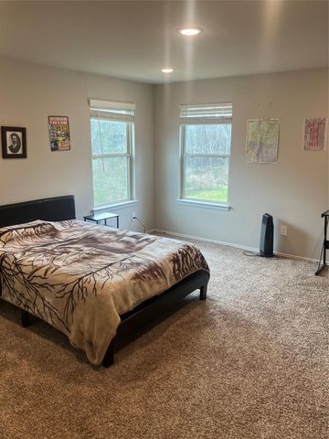 10669 N Lake Road, Montgomery, TX 77316