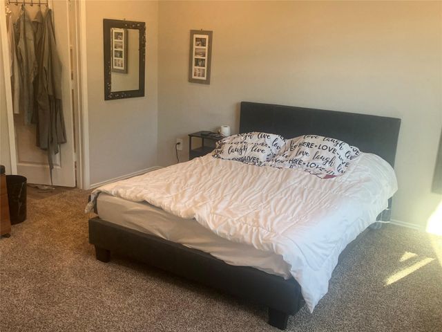 10669 N Lake Road, Montgomery, TX 77316