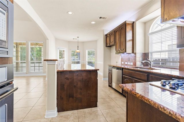 2446 W Bramlet Drive, Conroe, TX 77304