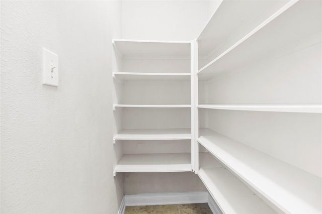 2446 W Bramlet Drive, Conroe, TX 77304