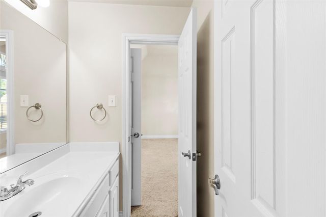 2446 W Bramlet Drive, Conroe, TX 77304