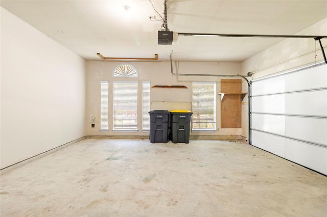 2446 W Bramlet Drive, Conroe, TX 77304