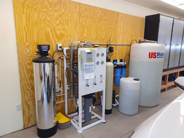 64 Coyote Trail, Santa Fe, NM 87508