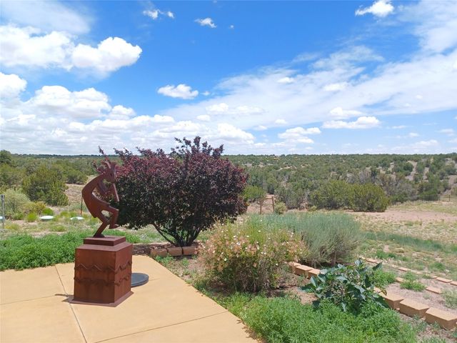 64 Coyote Trail, Santa Fe, NM 87508