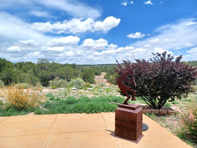 64 Coyote Trail, Santa Fe, NM 87508
