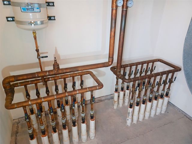 64 Coyote Trail, Santa Fe, NM 87508