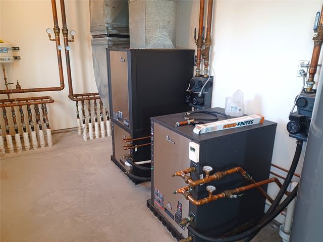 64 Coyote Trail, Santa Fe, NM 87508