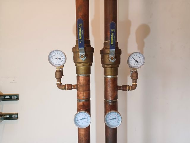 64 Coyote Trail, Santa Fe, NM 87508