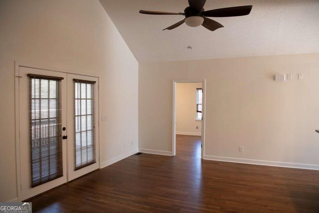 108 Hunter Way, Carrollton, GA 30116