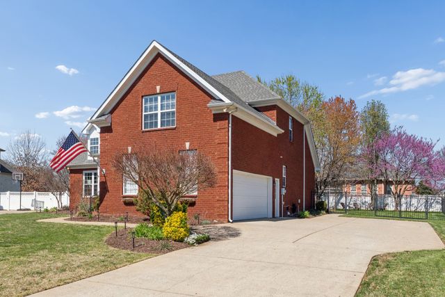 151 Sayre Ln, Murfreesboro, TN 37127