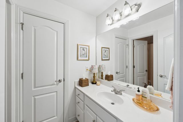 151 Sayre Ln, Murfreesboro, TN 37127