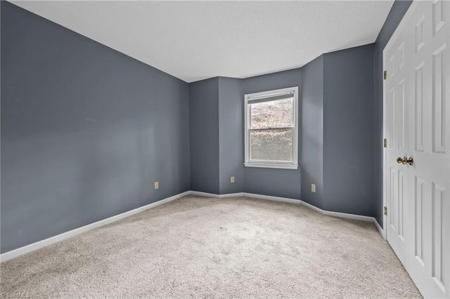 5928 Friendly Avenue C, Greensboro, NC 27410