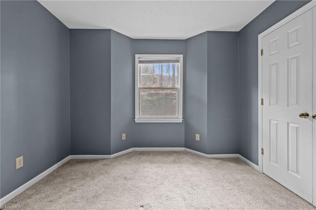 5928 Friendly Avenue C, Greensboro, NC 27410