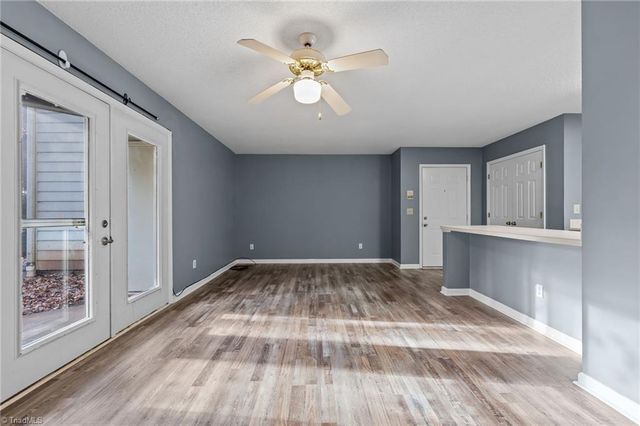 5928 Friendly Avenue C, Greensboro, NC 27410