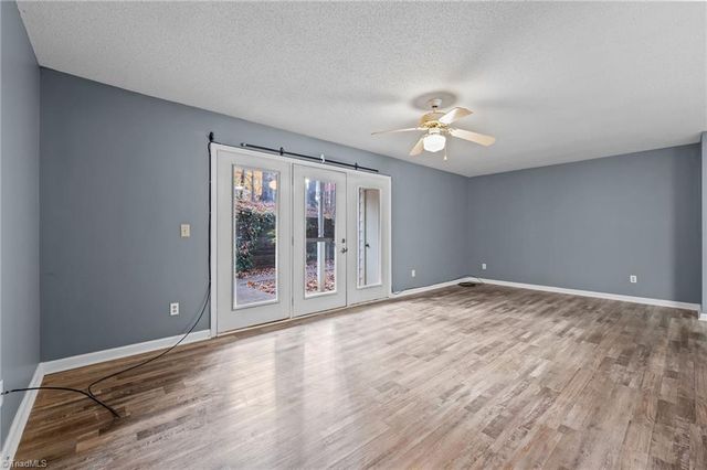 5928 Friendly Avenue C, Greensboro, NC 27410