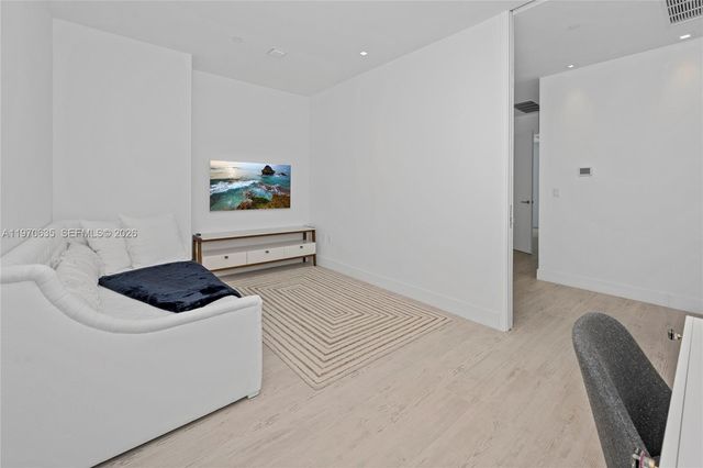 17475 Collins Ave 1201, Sunny Isles Beach, FL 33160