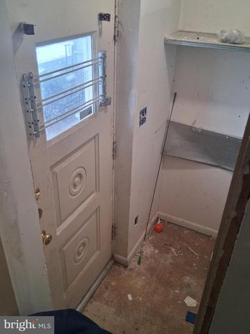 1018 W BROWNING RD, Bellmawr, NJ 08031