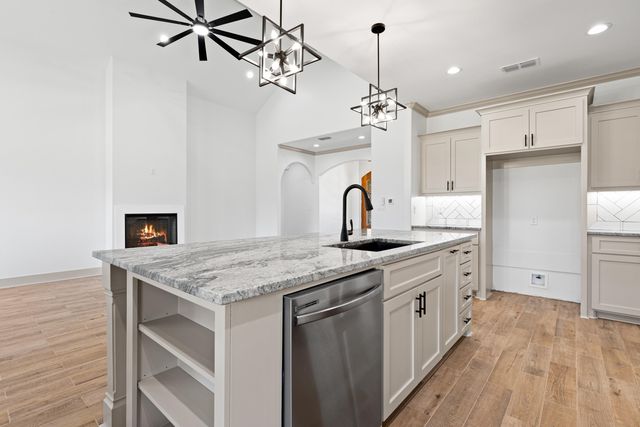 142 Big Oaks Rd, Kilgore, TX 75662