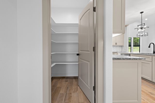 142 Big Oaks Rd, Kilgore, TX 75662