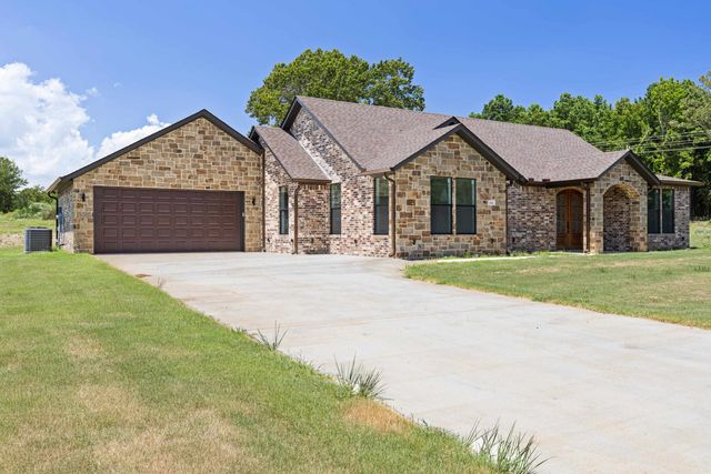 142 Big Oaks Rd, Kilgore, TX 75662