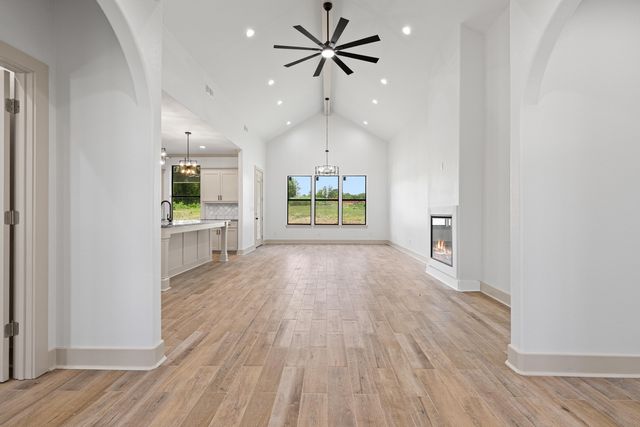 142 Big Oaks Rd, Kilgore, TX 75662