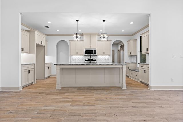 142 Big Oaks Rd, Kilgore, TX 75662