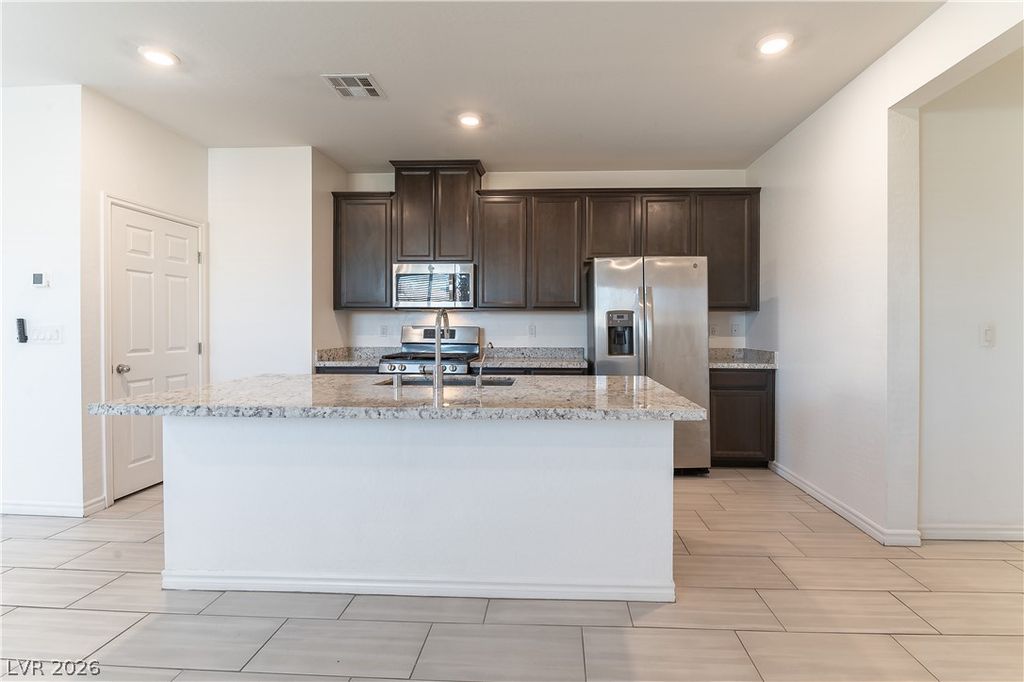 5740 Saltrock Grove Street, North Las Vegas, NV 89081 — photo 3