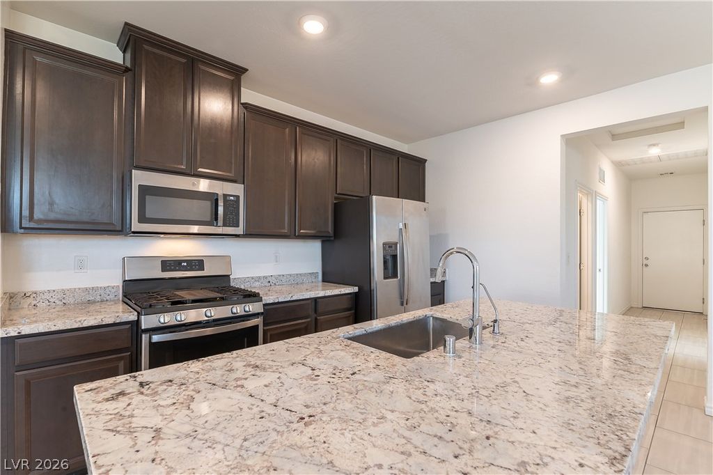 5740 Saltrock Grove Street, North Las Vegas, NV 89081 — photo 5