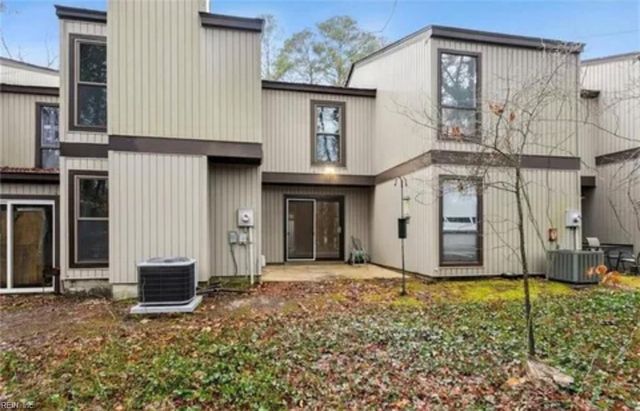 42 Spring E, Williamsburg, VA 23188